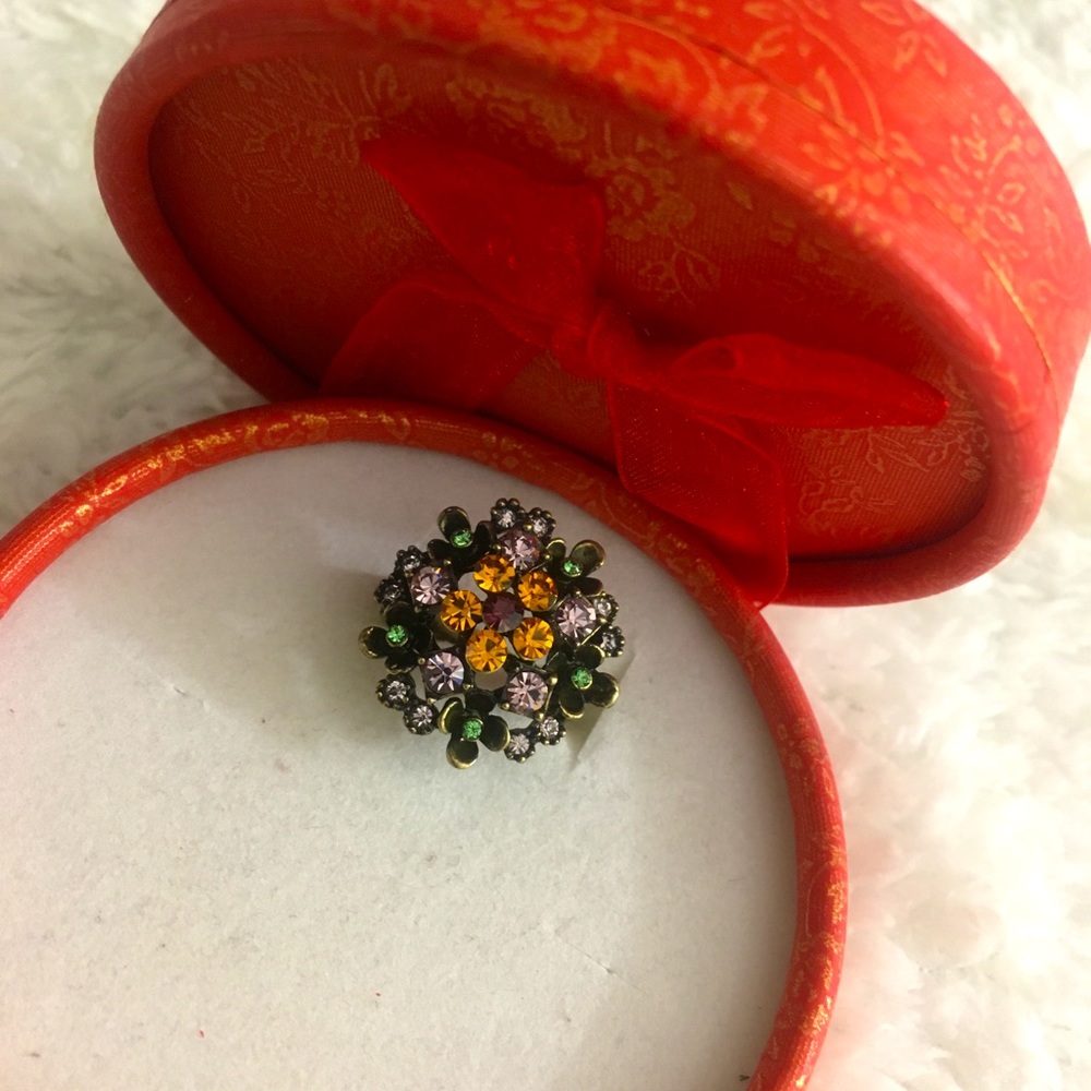 LaVintage Antique Gold Brass Swarovski Ring Size 7